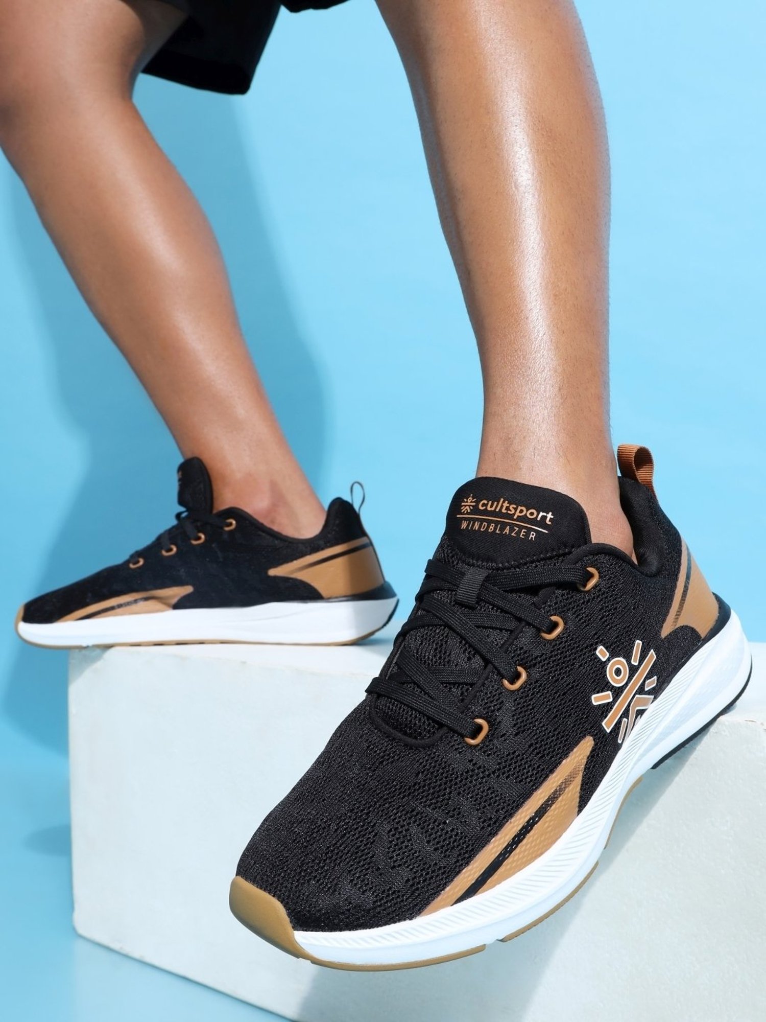 Cultsport Men's Windblazer Black Running Shoes