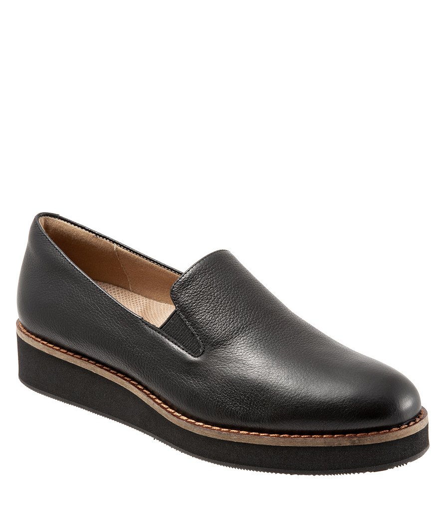 SoftWalk Whistle Leather Slip-On Sneakers