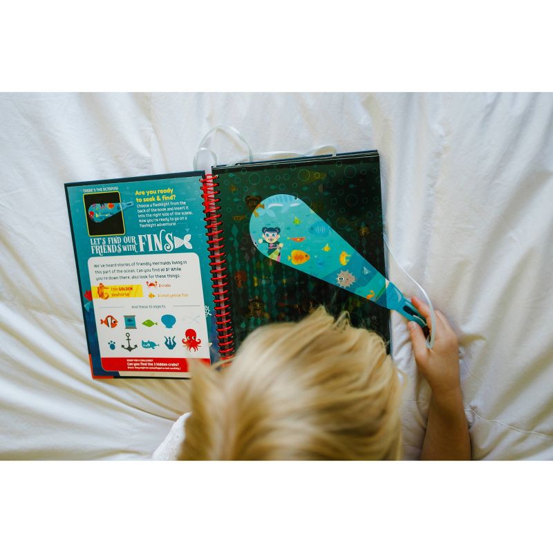 Chuckle & Roar Flashlight Seek & Find The Magical Hidden Objects Game for Kids