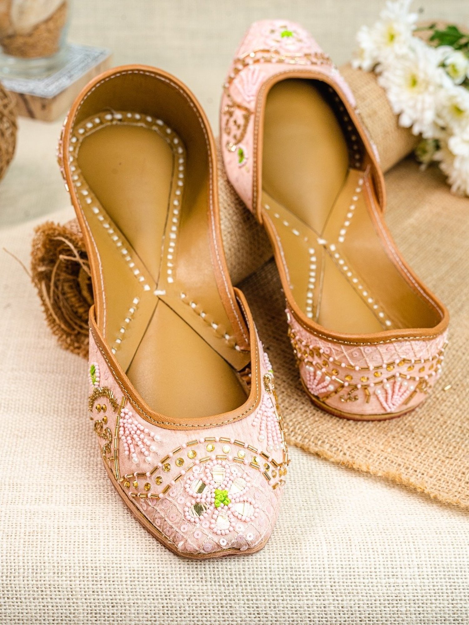 NR by Nidhi Rathi Women's Pink Ethnic Juttis