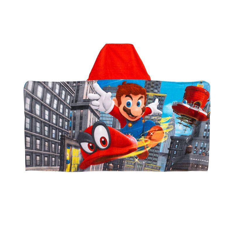 Super Mario Move The Globe Hooded Bath Towel
