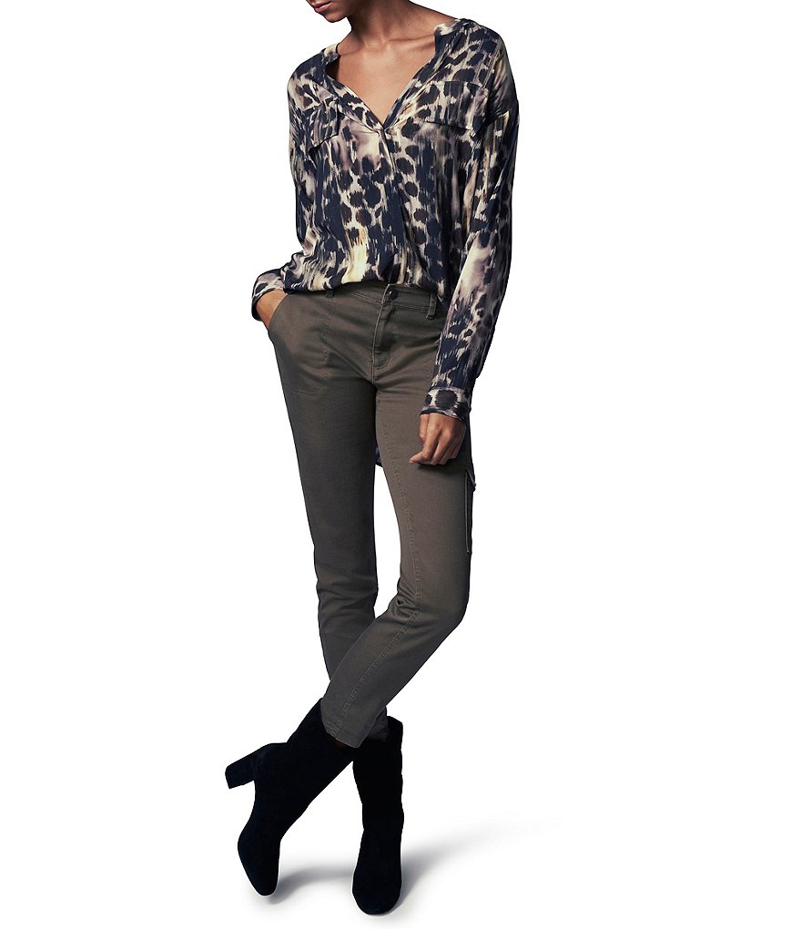 b new york Spot Animal Print Y-Neck Long Sleeve Hi-Low Tunic