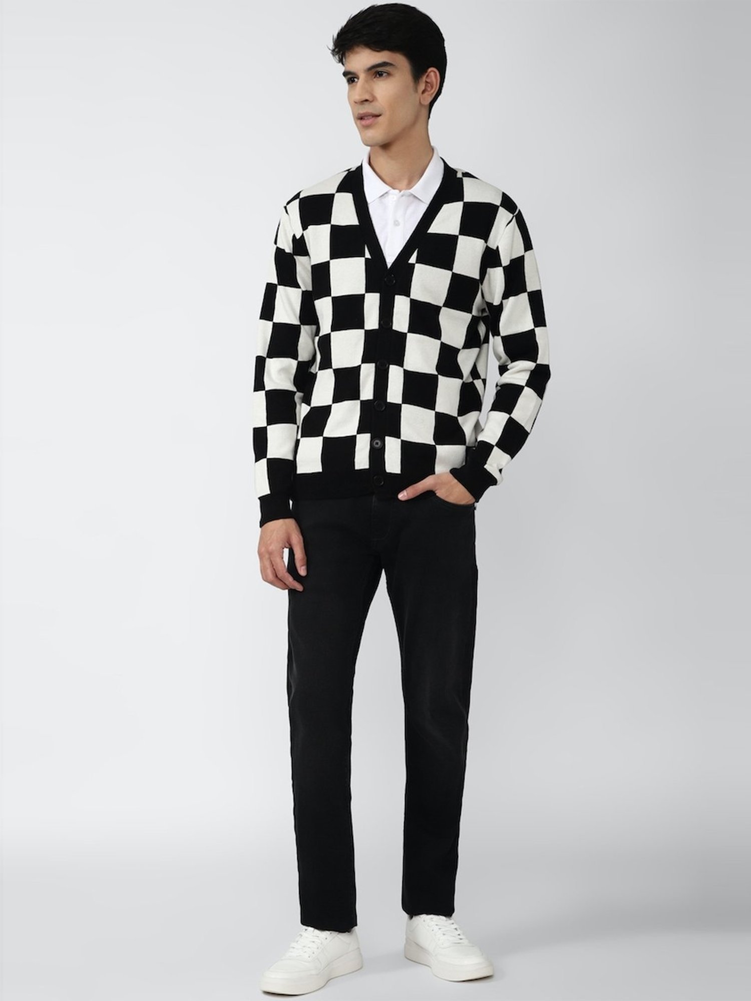 Forever 21 Black & White Cotton Regular Fit Checks Sweater