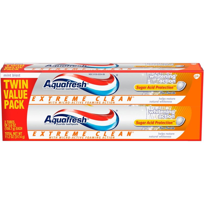 Aquafresh Extreme Clean Whitening Action Toothpaste - 2ct/5.6oz