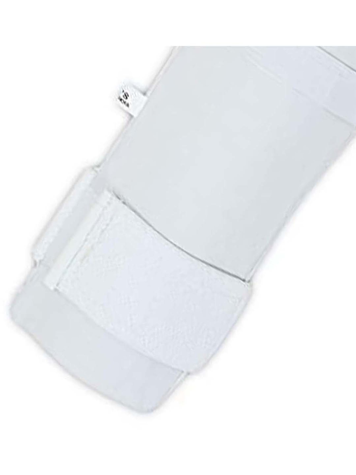 DSC Condor Pro Cricket Arm Guard Size - Mens