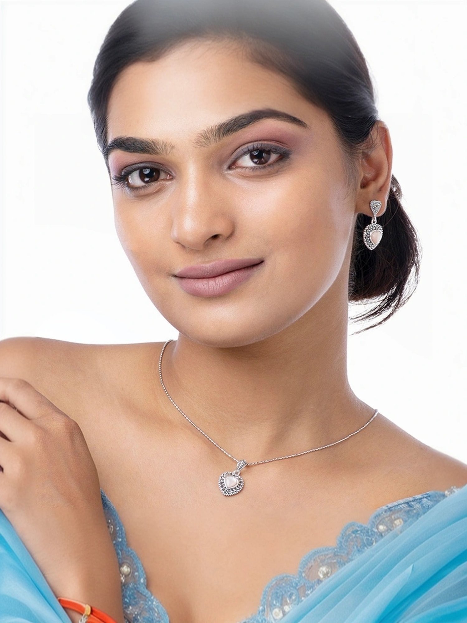 Touch925 Sterling Silver Stella Sparkle Pendant Set for women