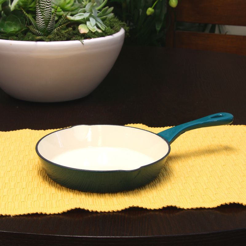 Crock Pot 8in Artisan Enameled Round Cast Iron Skillet Pan in Teal Ombre