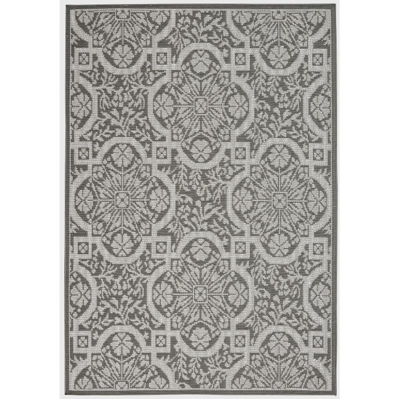 5'3"x7'3" Rectangle Indoor and Outdoor Geometric Area Rug Gray - Nourison