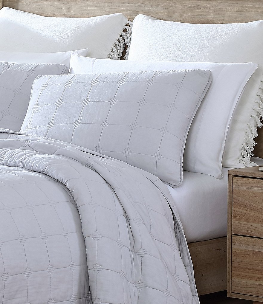 Tommy Bahama Hexagon Quilt Mini Set