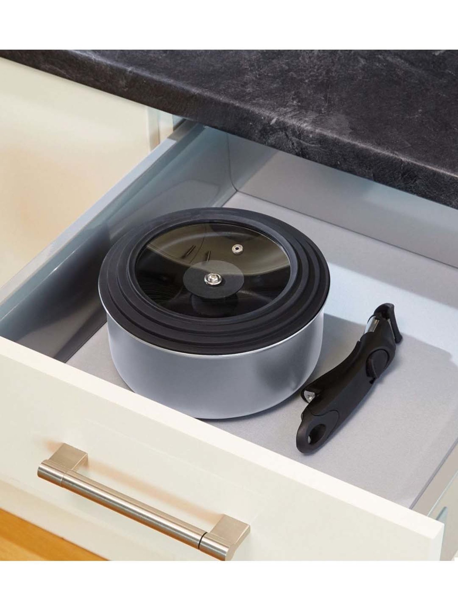 MasterClass Grey Aluminium 21 cm Non-Stick Saucepan