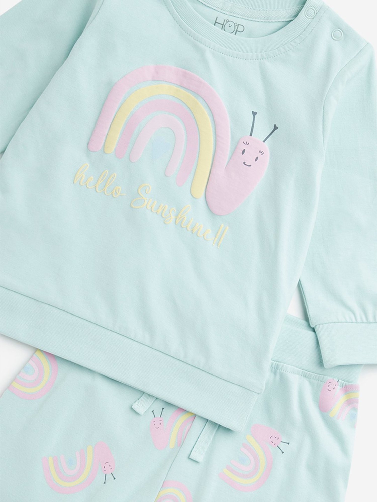 HOP Baby by Westside Sage Snail Printed Cotton T-Shirt and Pants Set