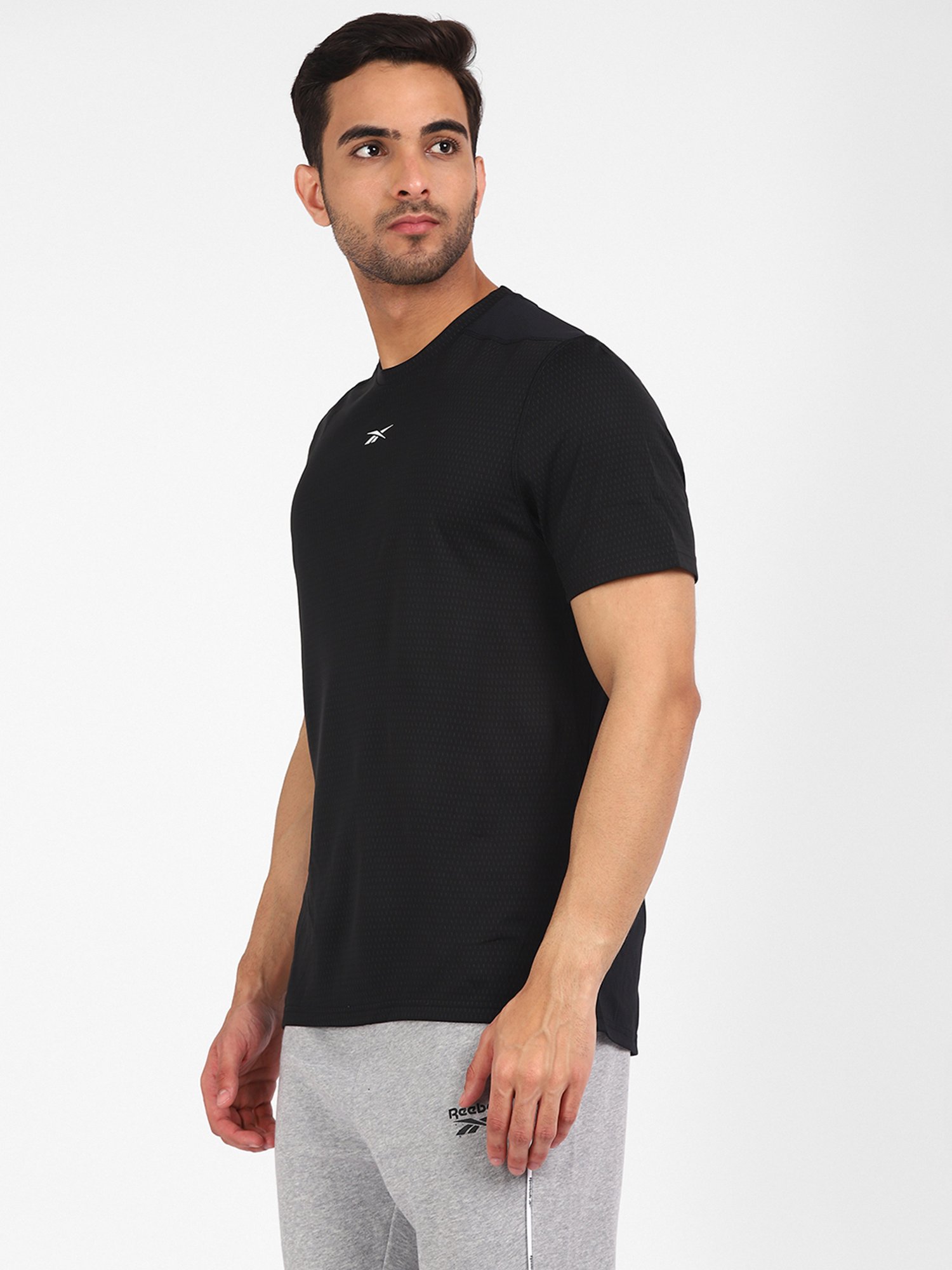 Reebok Black Round Neck T-Shirt