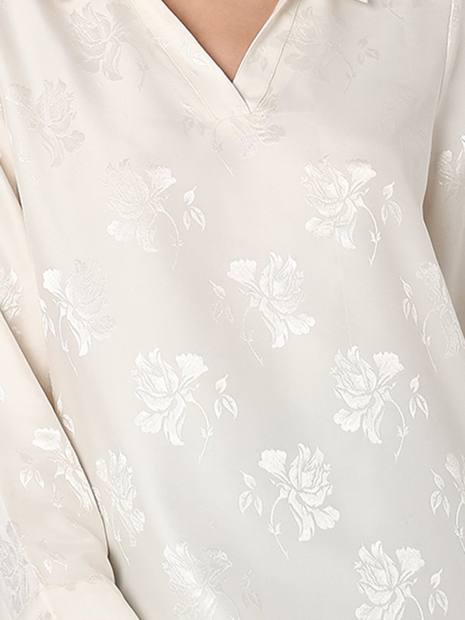 Vero Moda Off White Floral Print Shirt