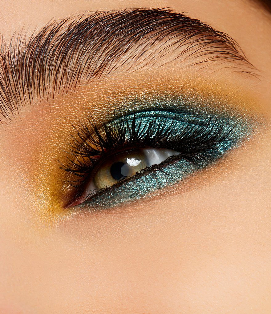 MAC Dazzleshadow Extreme Eyeshadow