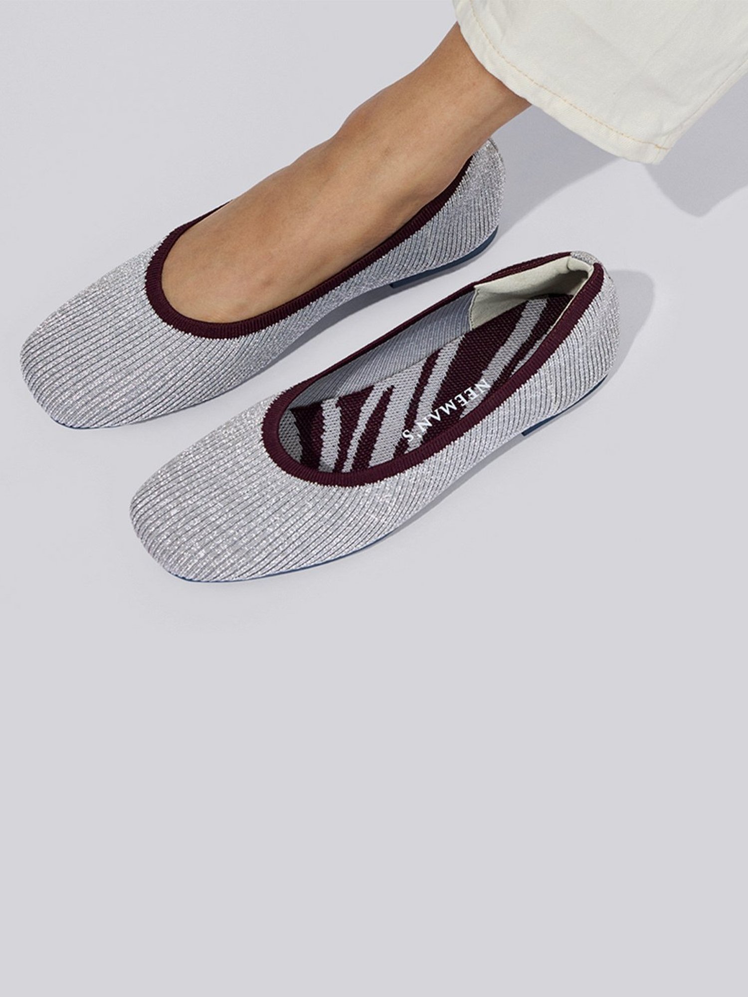 Neemans Women's Silver Flat Ballets