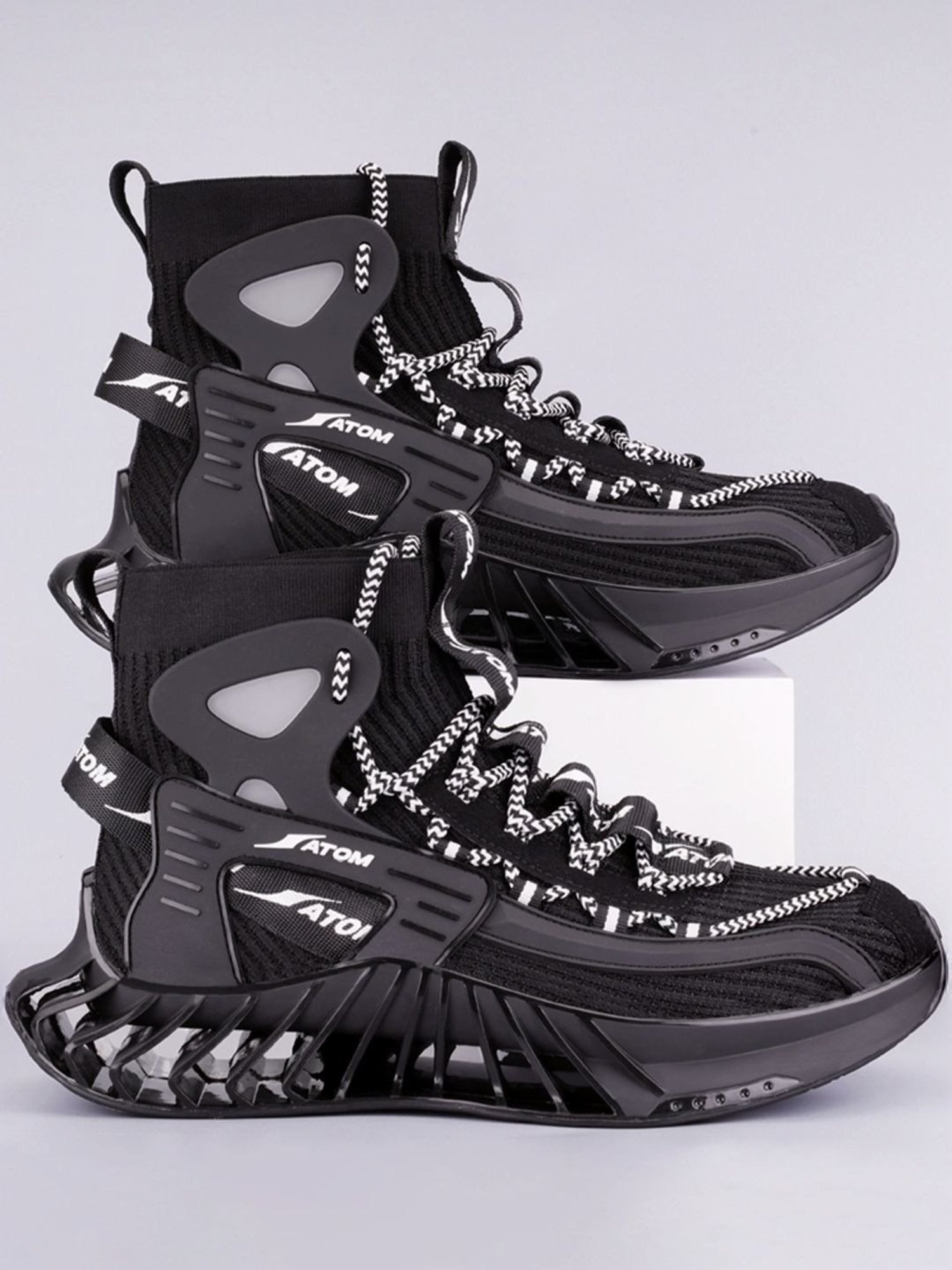 Atom Men's High Tops Black Running Shoes