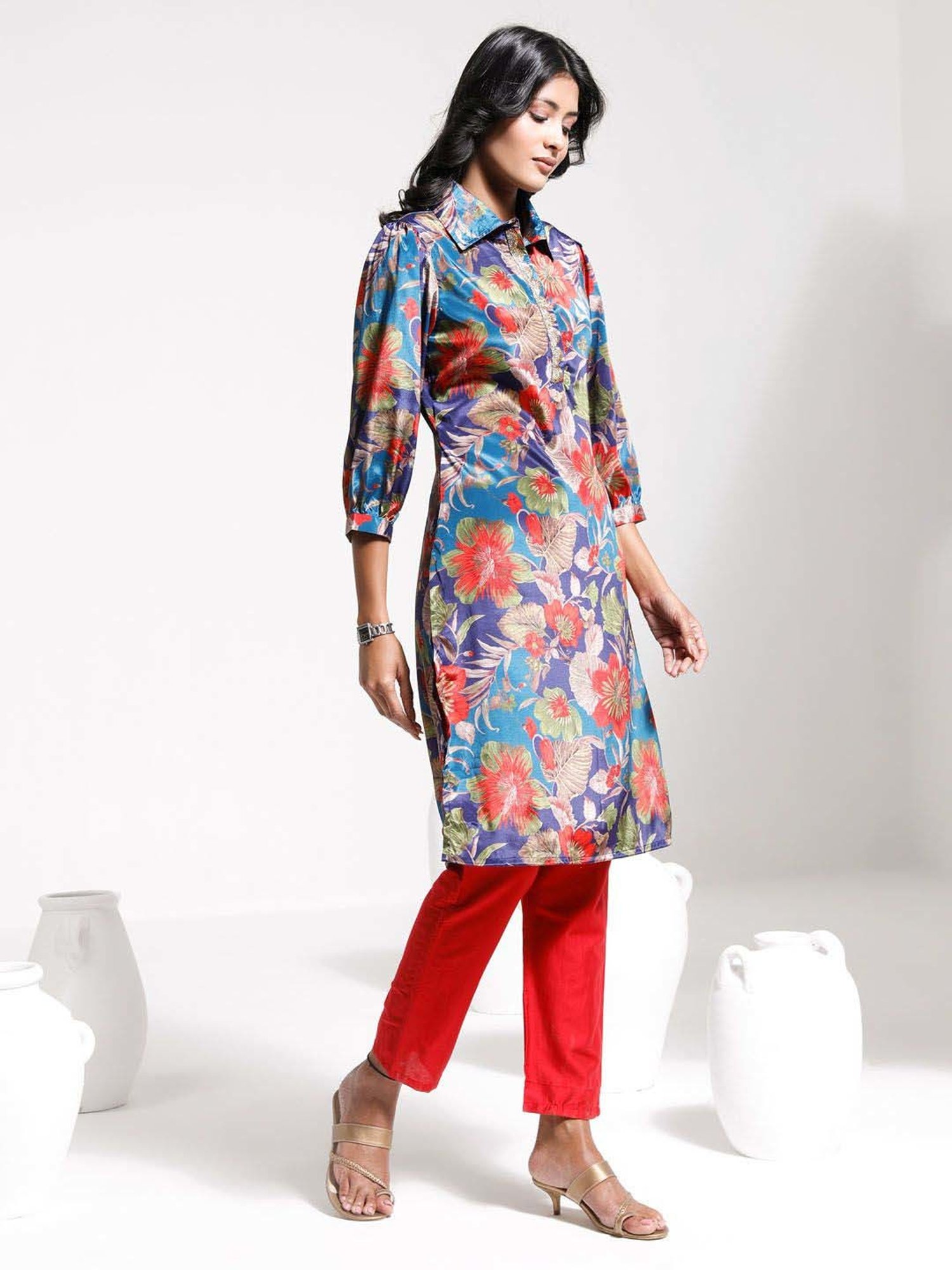 VASTRAMAY Blue & Red Printed Kurta Pant Set