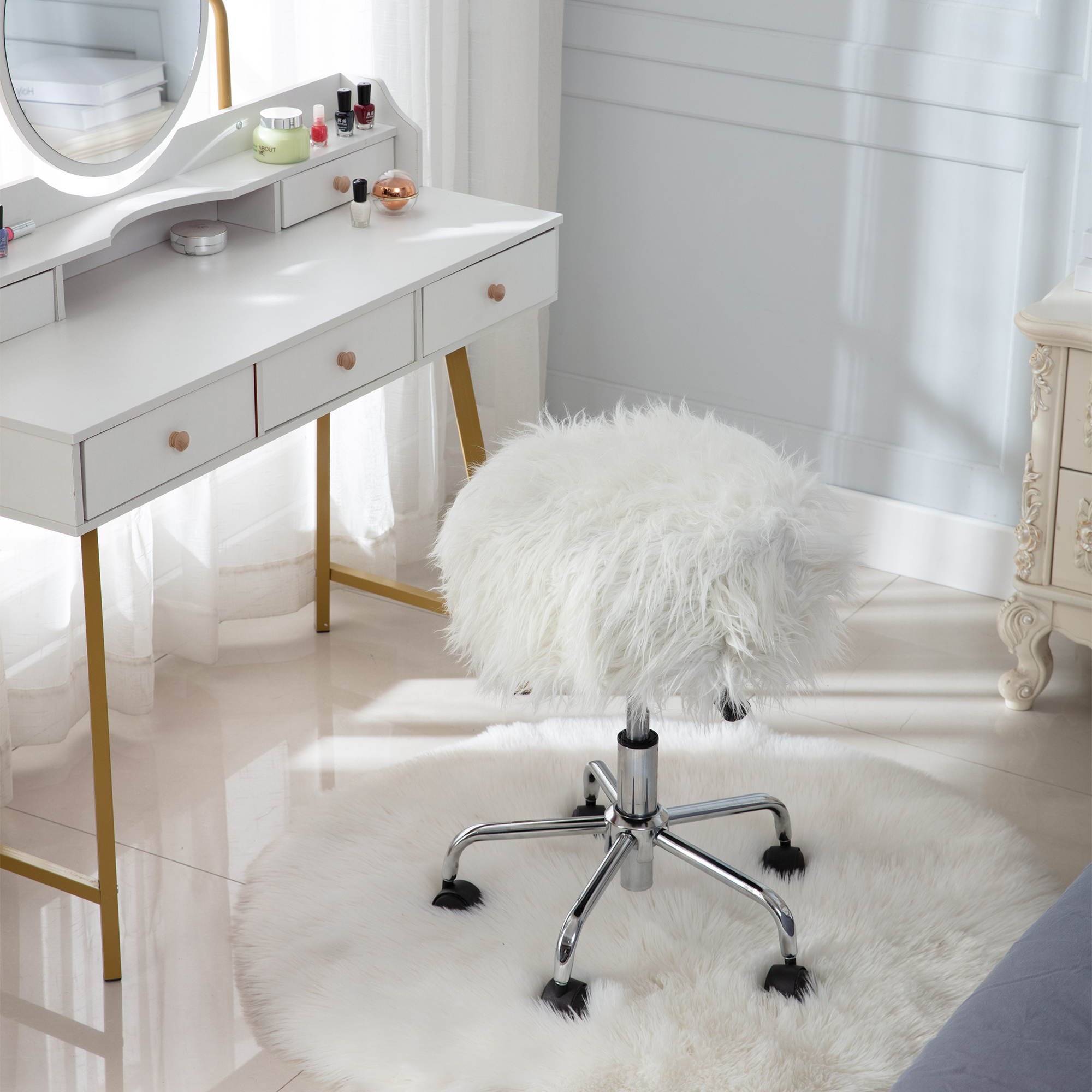 Faux Fur Stool in White