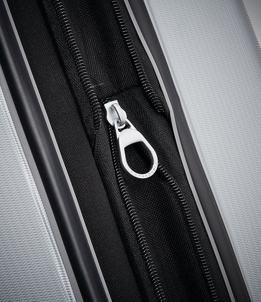 Samsonite Winfield 3 DLX Medium Spinner