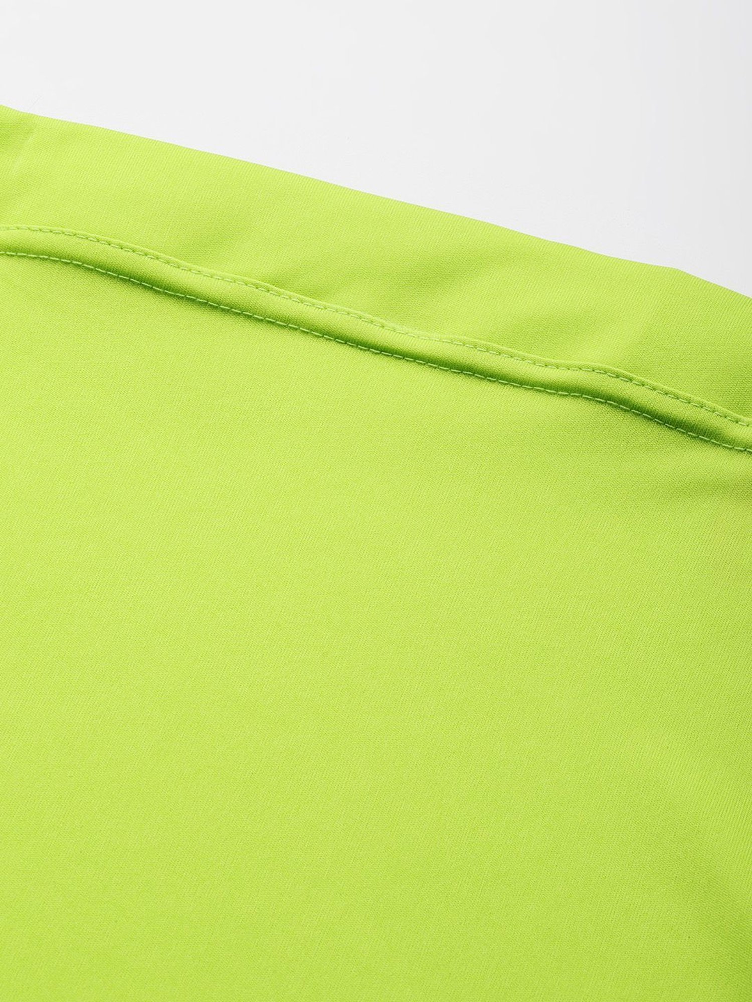 Ms.Lingies Green Plain Saree Shapewear