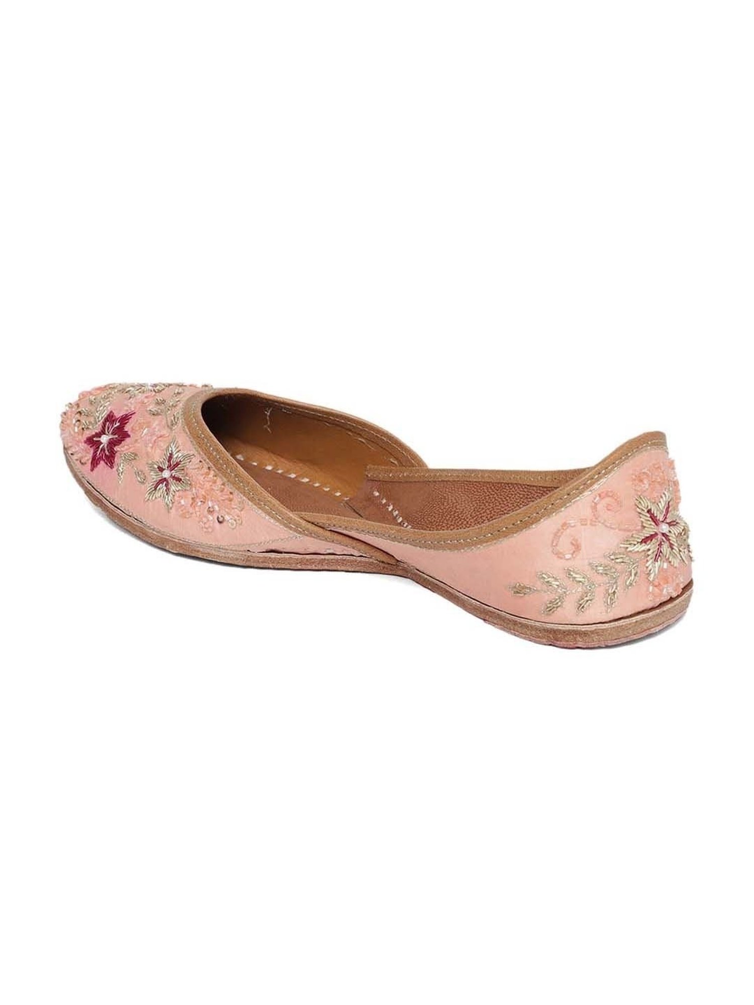 Glam Story Women's Peach Ethnic Juttis