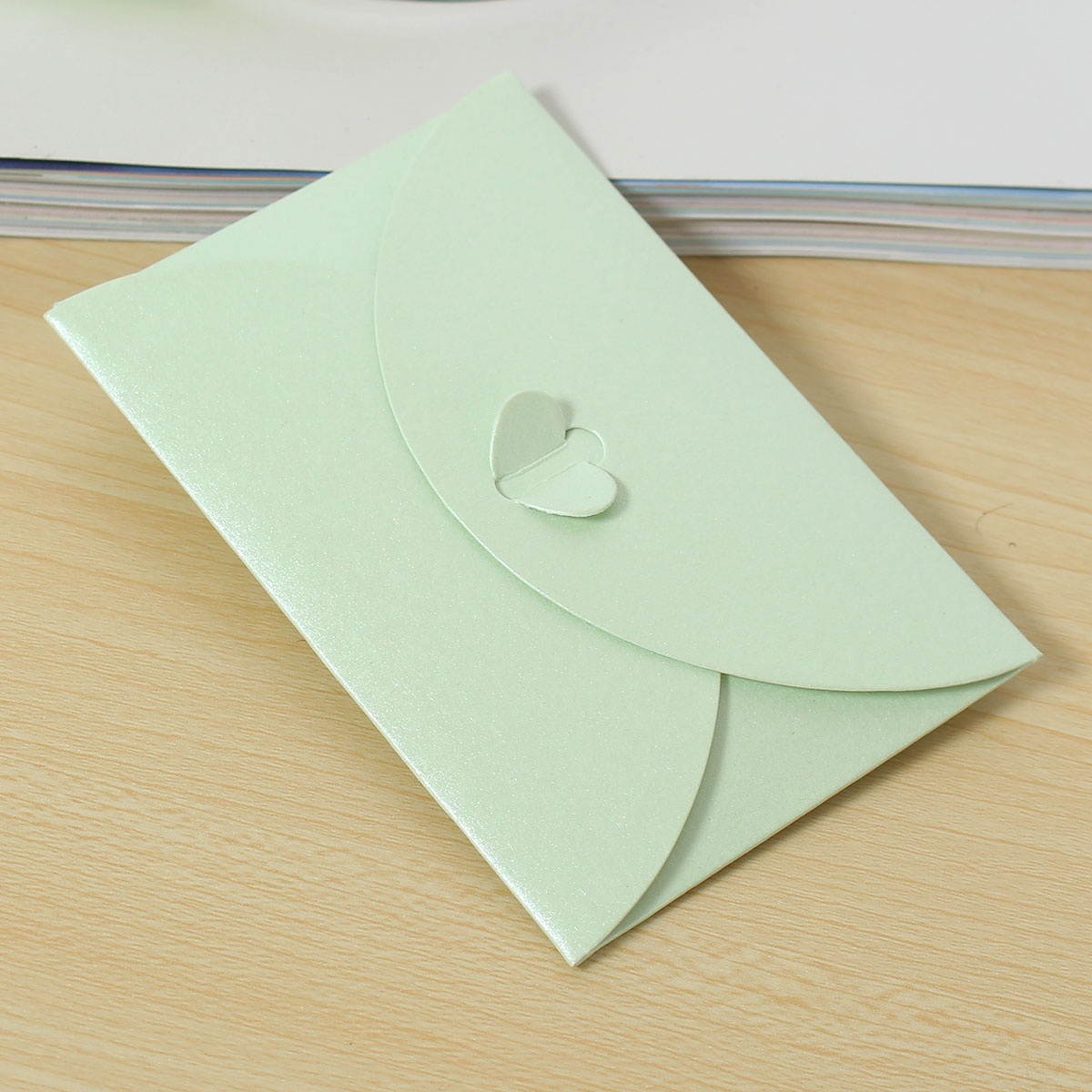 Desco - 13840 - Desi Pak 1/2 Unit Desiccant Drying Agent Pack, 3 in x 1.5 in 700/CA