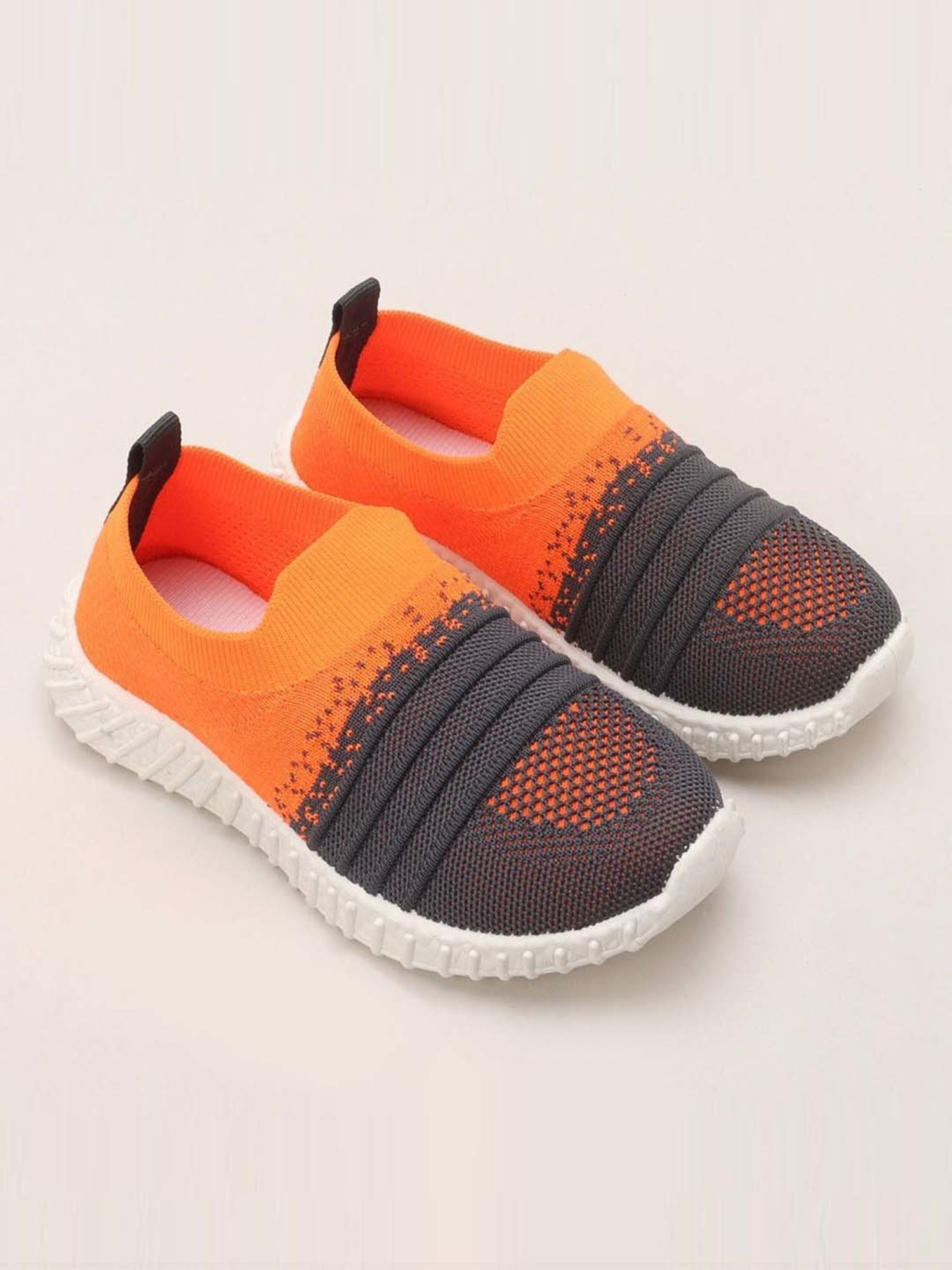 Priaansha Kids Grey & Orange Casual Slip-Ons