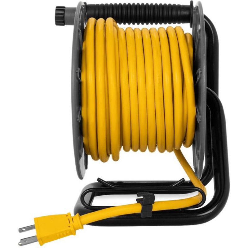 D'Addario Planet Waves IEC to NEMA Plug Power Cable, 10FT 10 ft. Red/Black