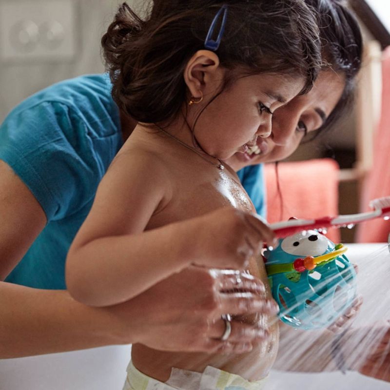 Johnson's Tiny Traveler Gift Set