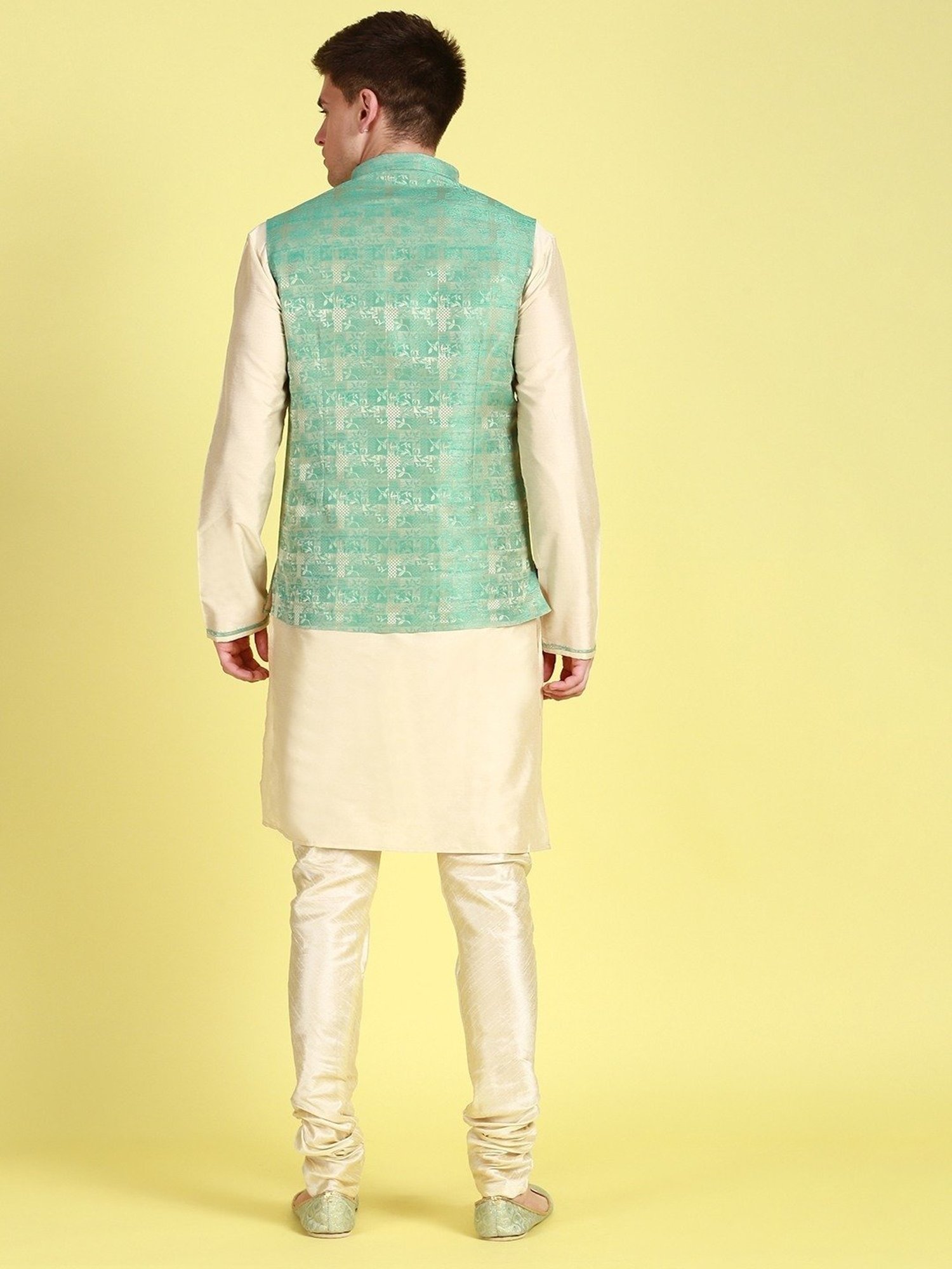 Sanwara Light Green Regular Fit Kurta Set With Jacket
