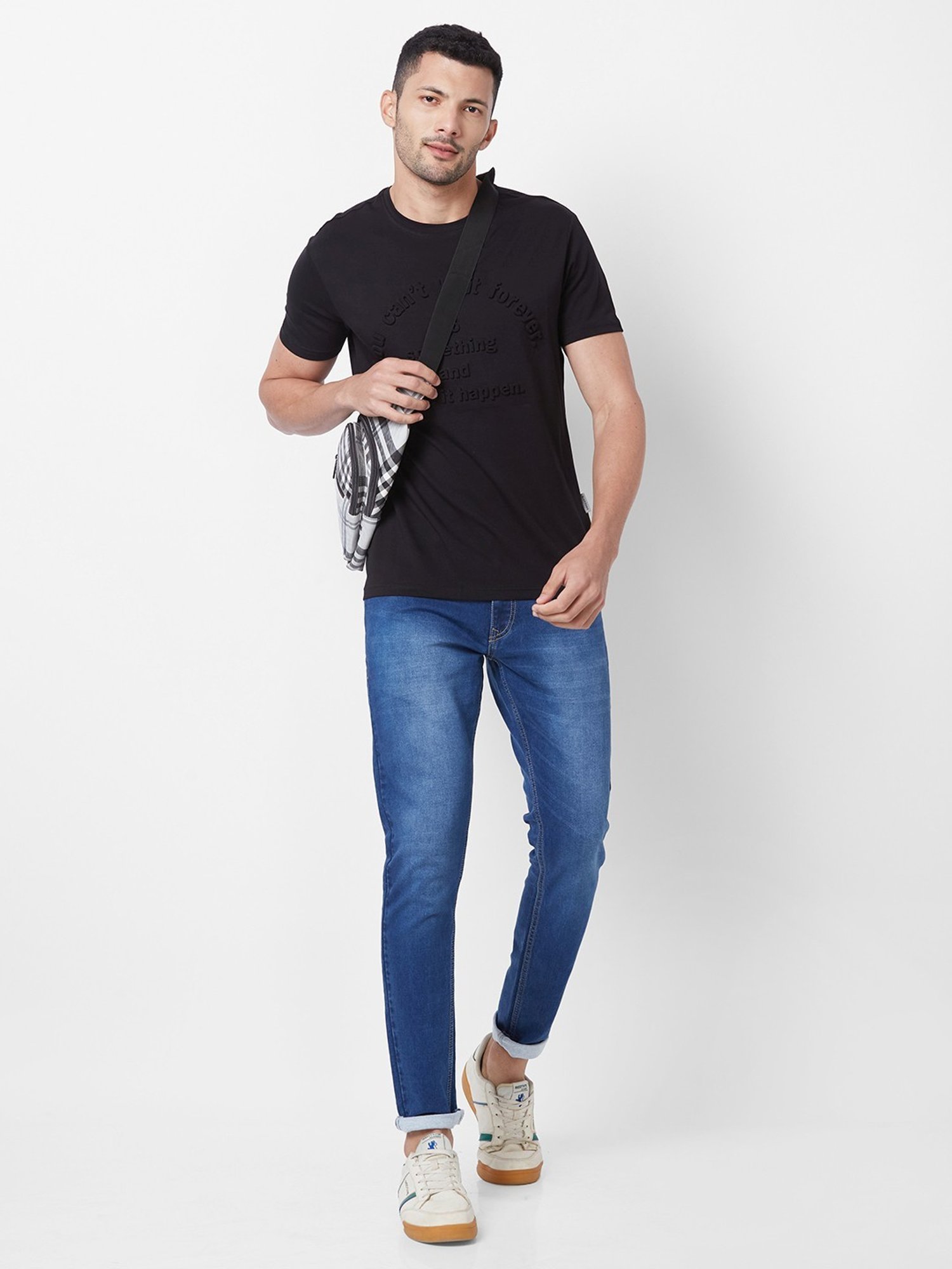 Giordano Black Cotton Slim Fit Self Pattern T-Shirt