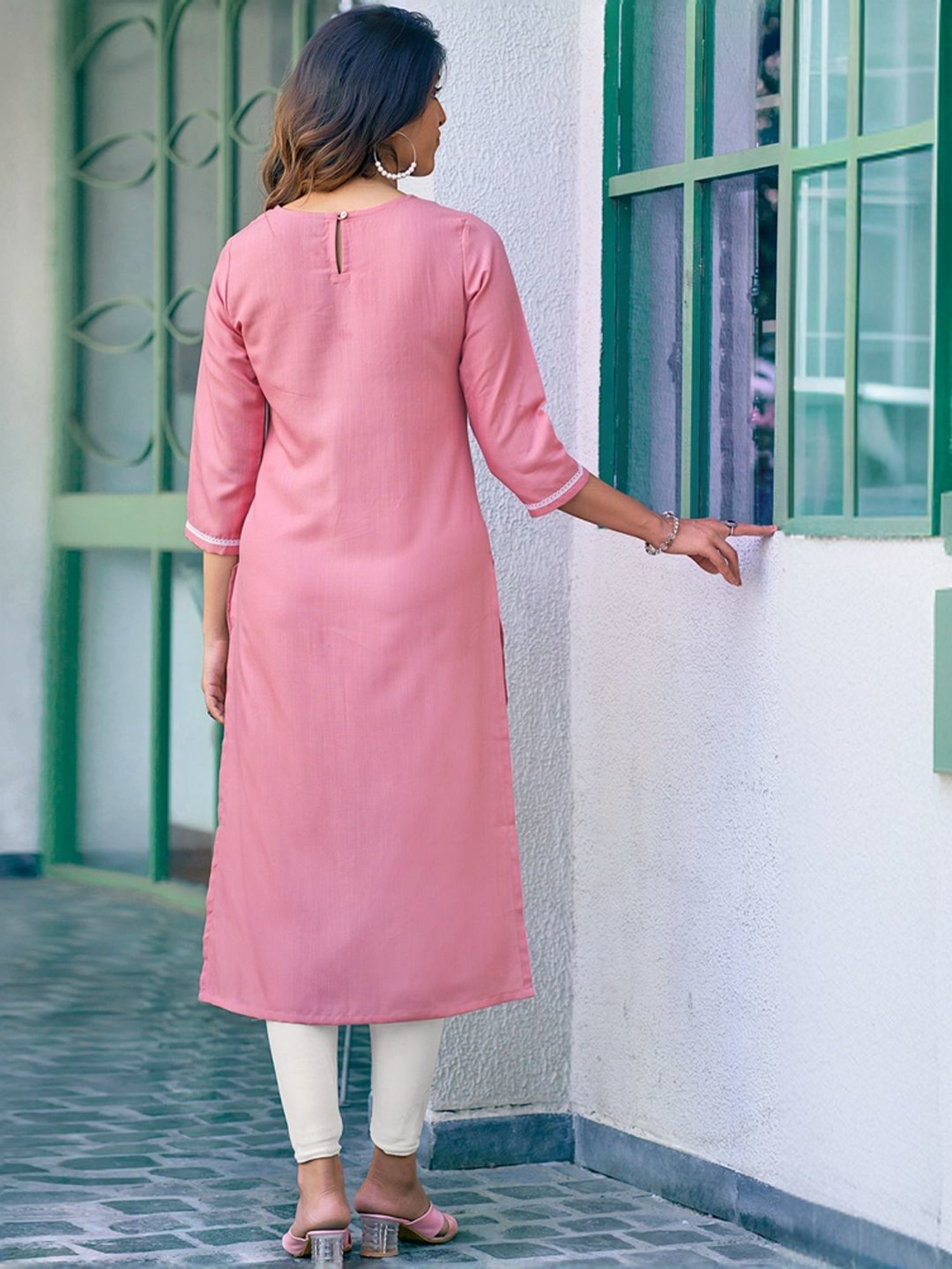 Saffron Threads Black Printed Straight Kurta