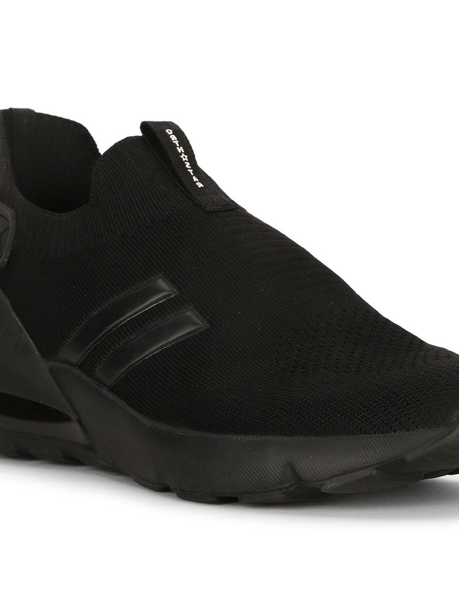 North Star by Bata Men's Black Walking Shoes