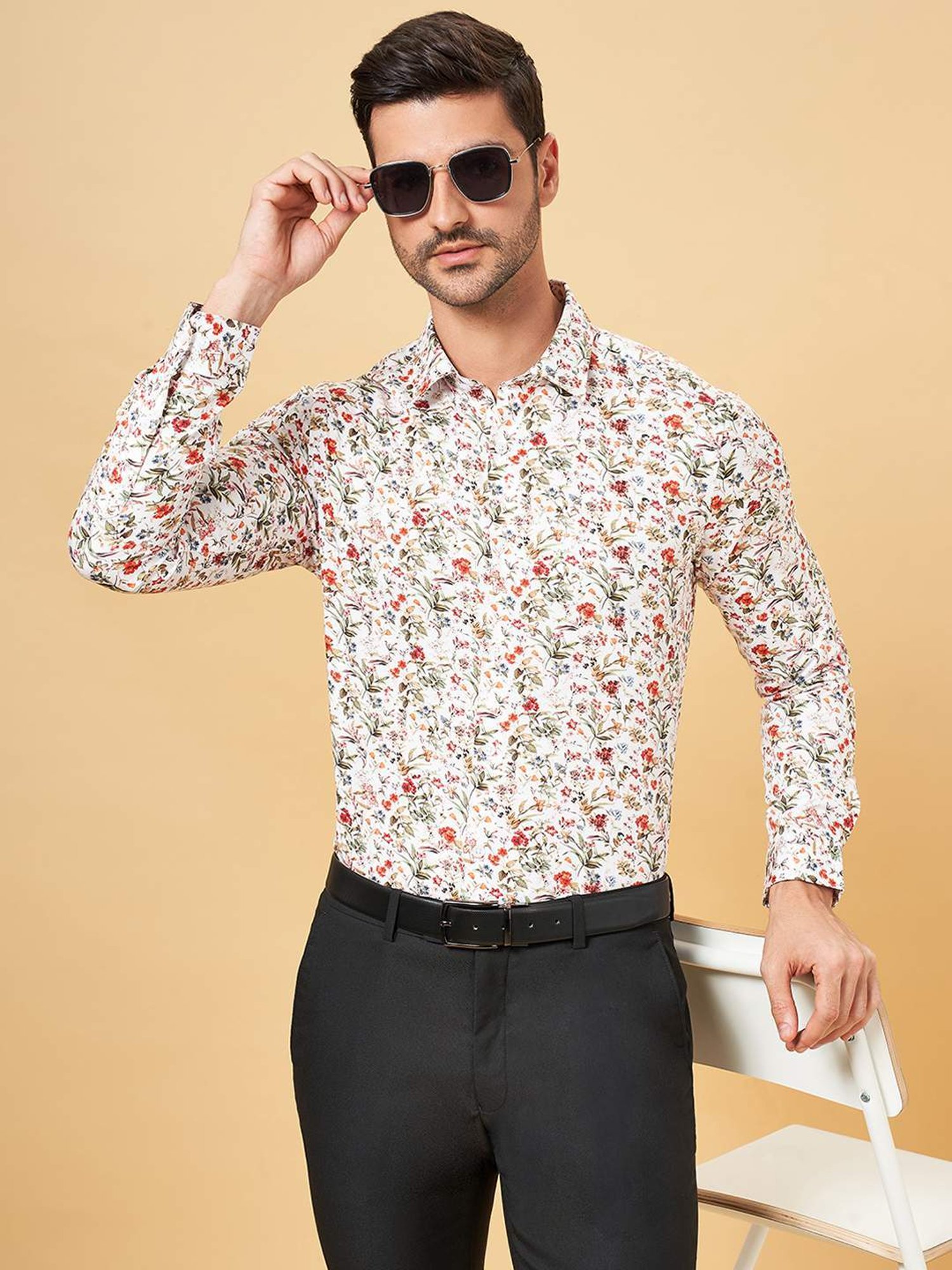 Peregrine by Pantaloons White Cotton Slim Fit Printed Shirt