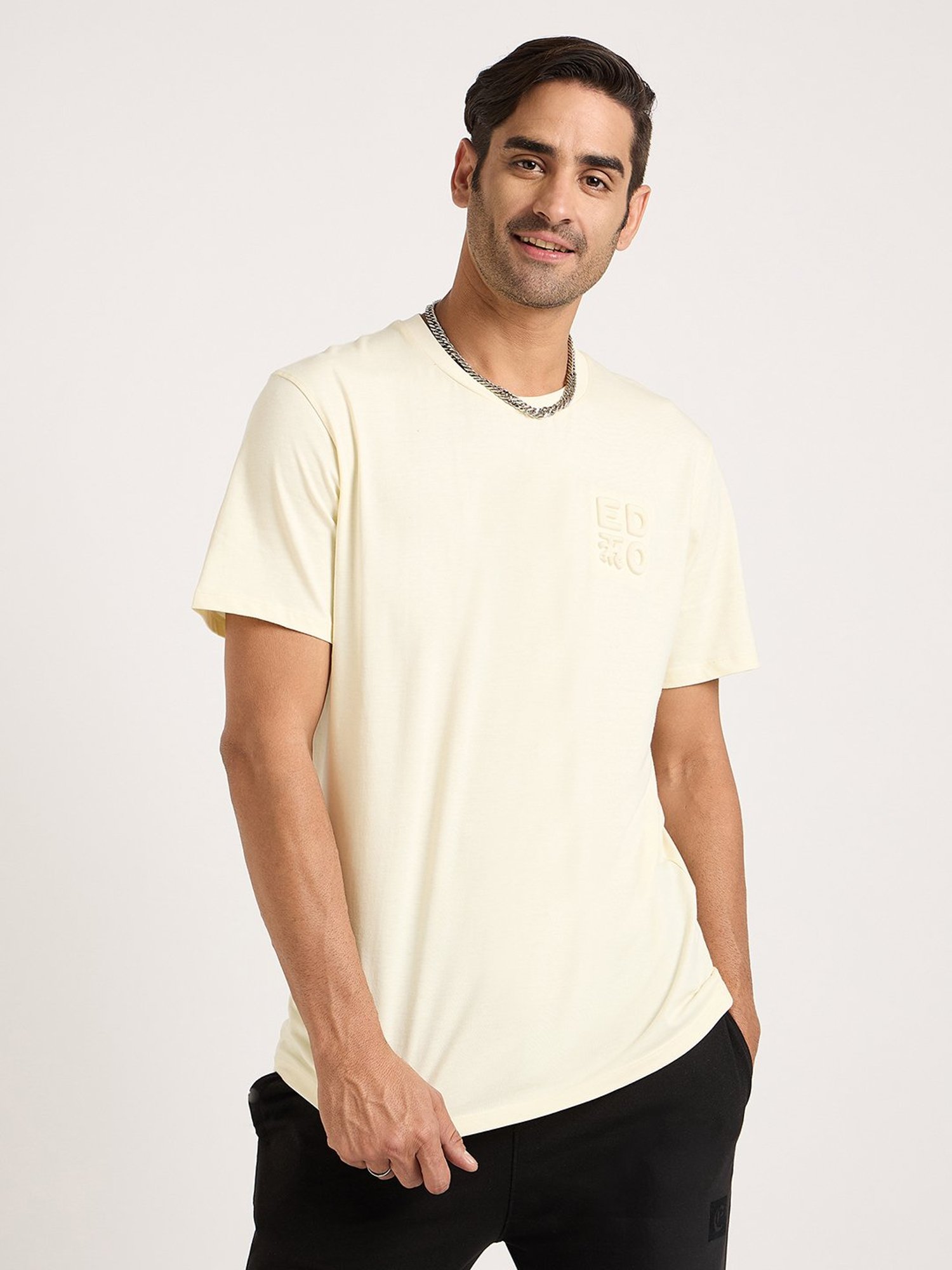 EDRIO Cream Regular Fit Printed Crew T-Shirt