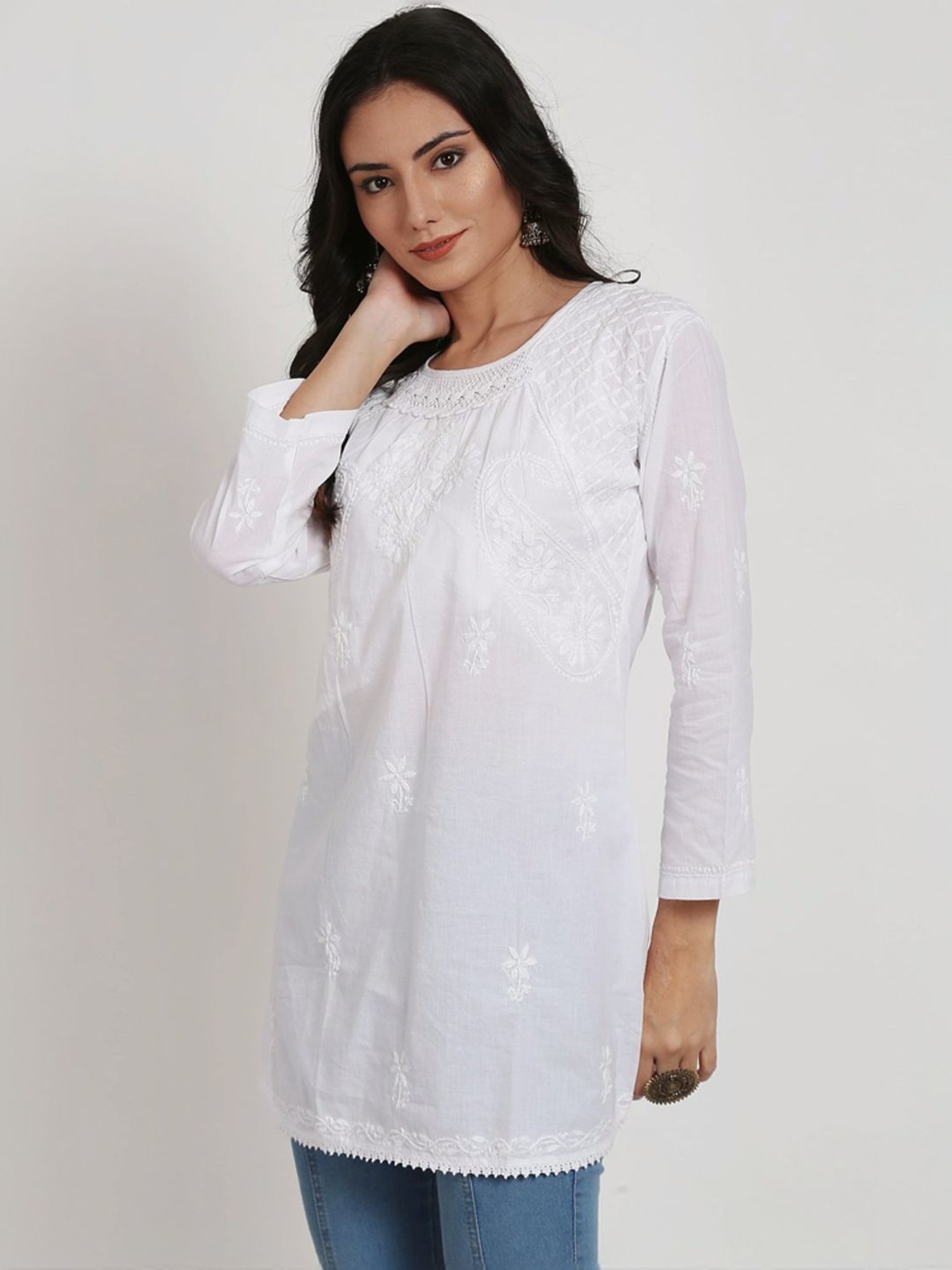 PARAMOUNT CHIKAN White Cotton Hand Embroidered Chikankari A Line Kurti