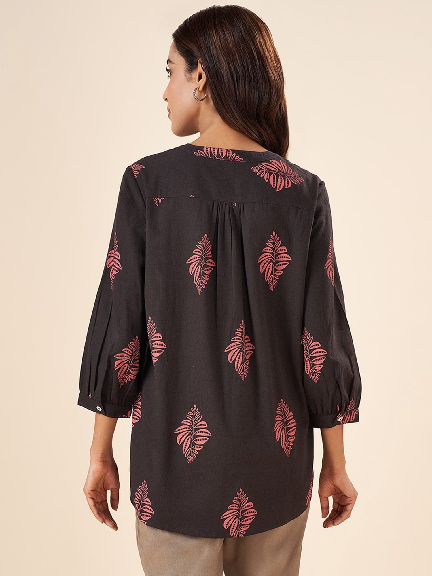 Akkriti by Pantaloons Black Cotton Printed Tunic