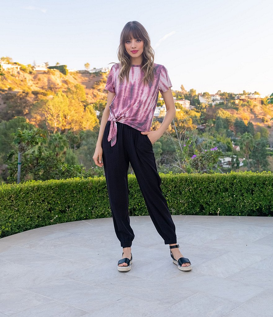 Coco + Jaimeson&trade; Woven Jogger Pants