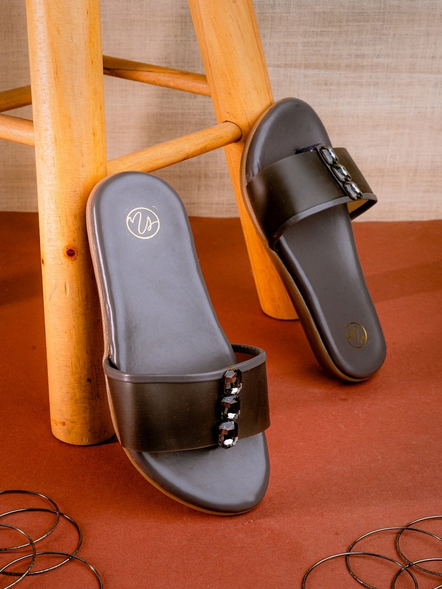 NR by Nidhi Rathi Women's Black Thong Sandals