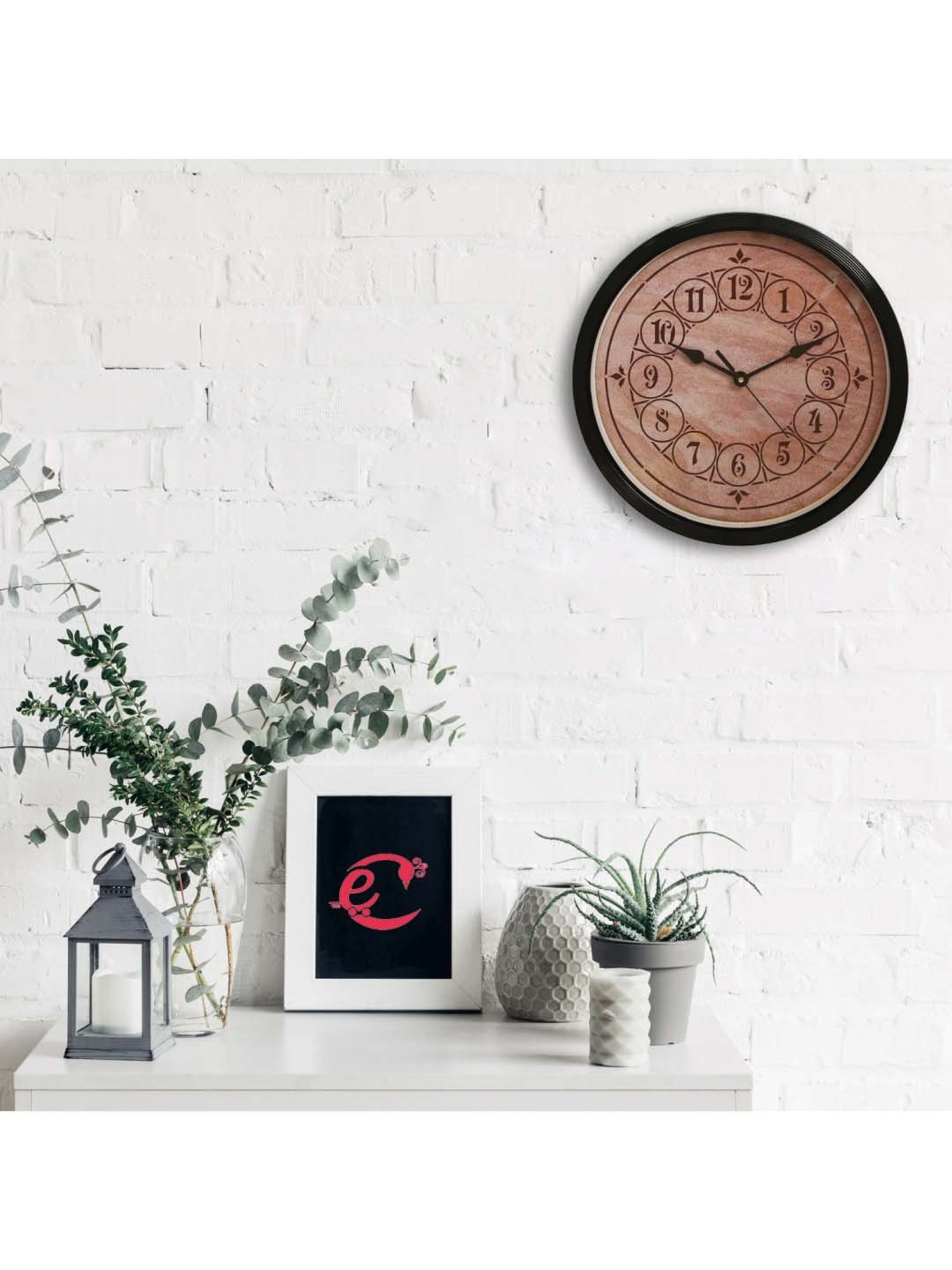 eCraftIndia Designer Round Analog Black Wall Clock