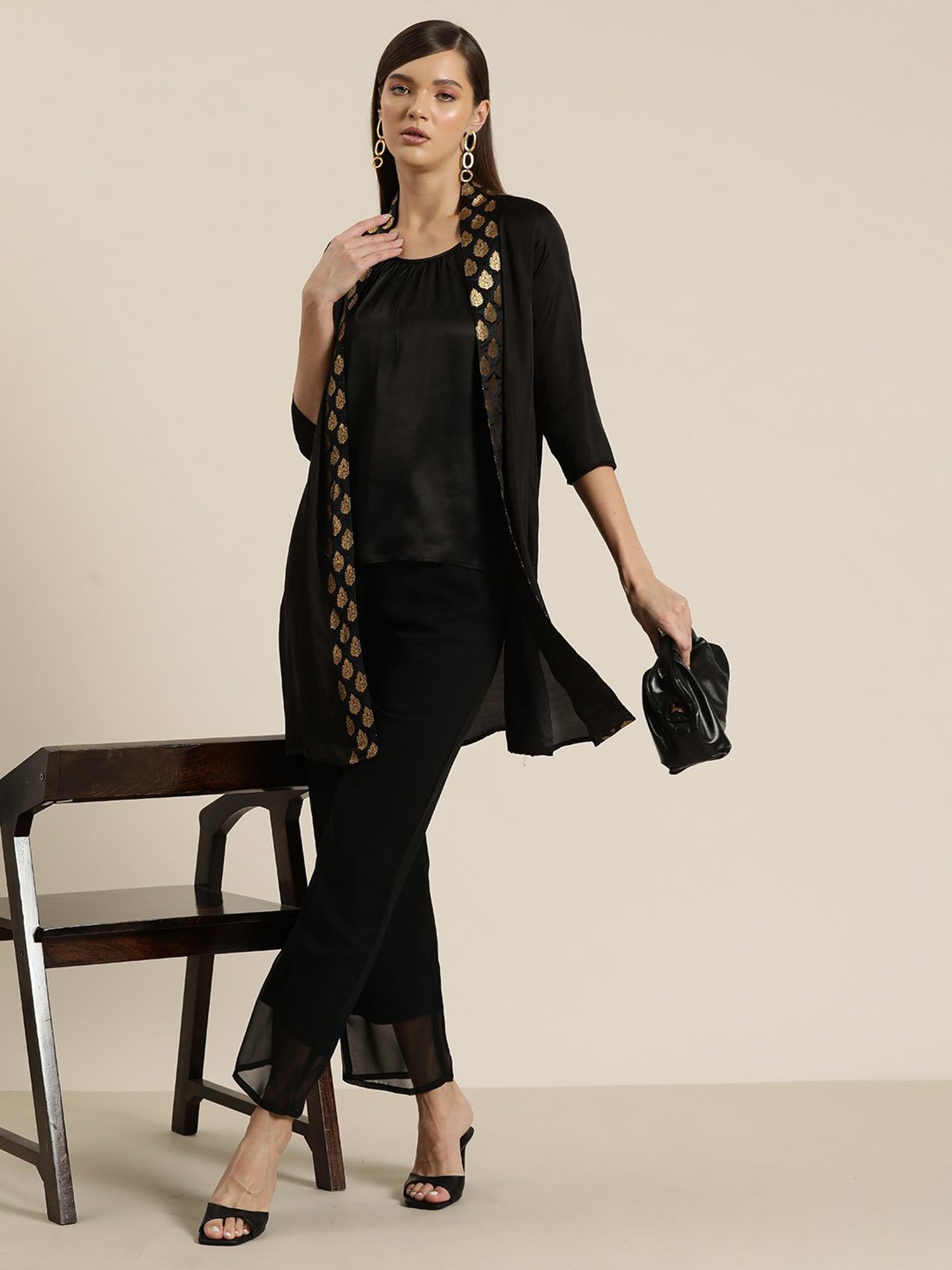 Akkriti by Pantaloons Off-White Self Pattern Shrug