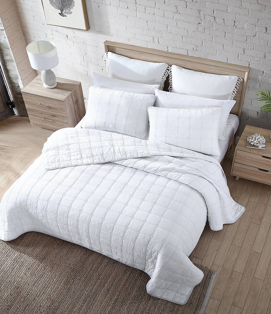 Tommy Bahama Hexagon Quilt Mini Set