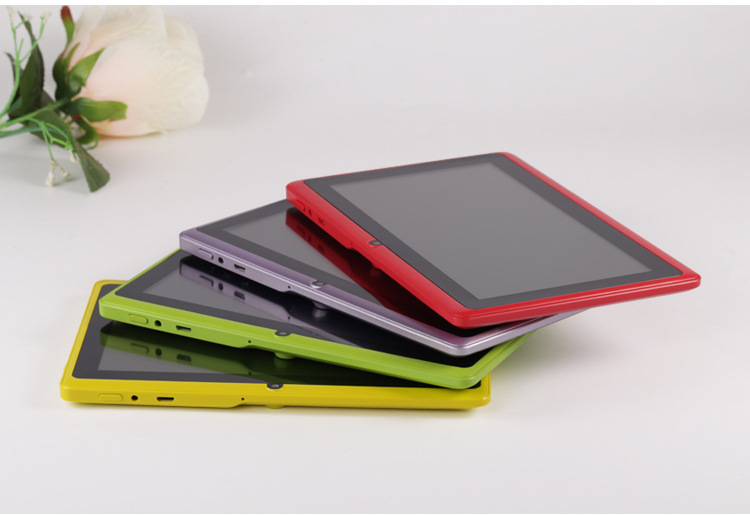 Mini Tablet 7 Inch 8G A33 1024 x 600 1.3GHz 7 Inch 3-5 hours Tablet Yellow TABLET-Q88A33-G