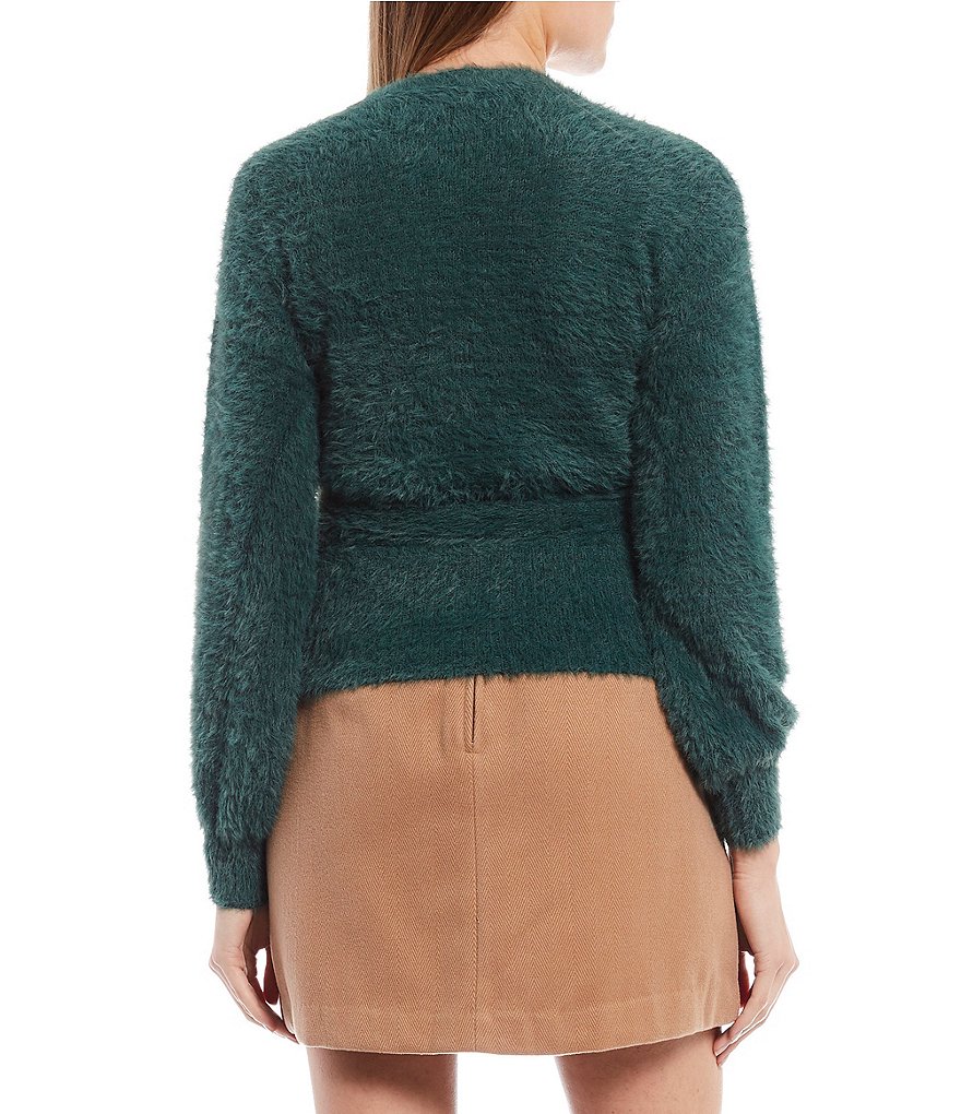 GB Round Neck Fuzzy Eyelash Sweater