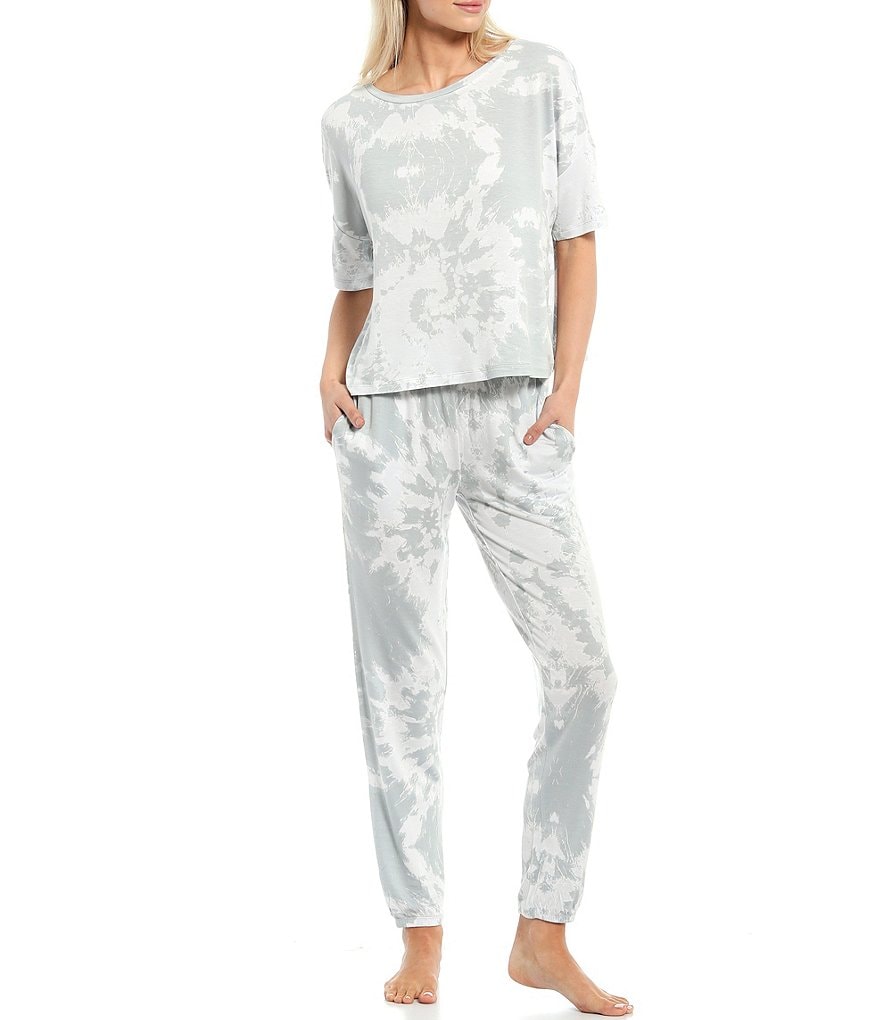Cabernet Paisley Printed Woven Coordinating Pajama Set