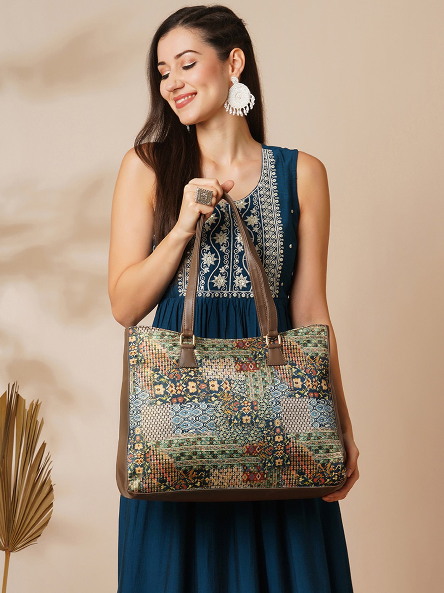 Glo By Globus Multi Ethnic Motifs Printed Medium Tote