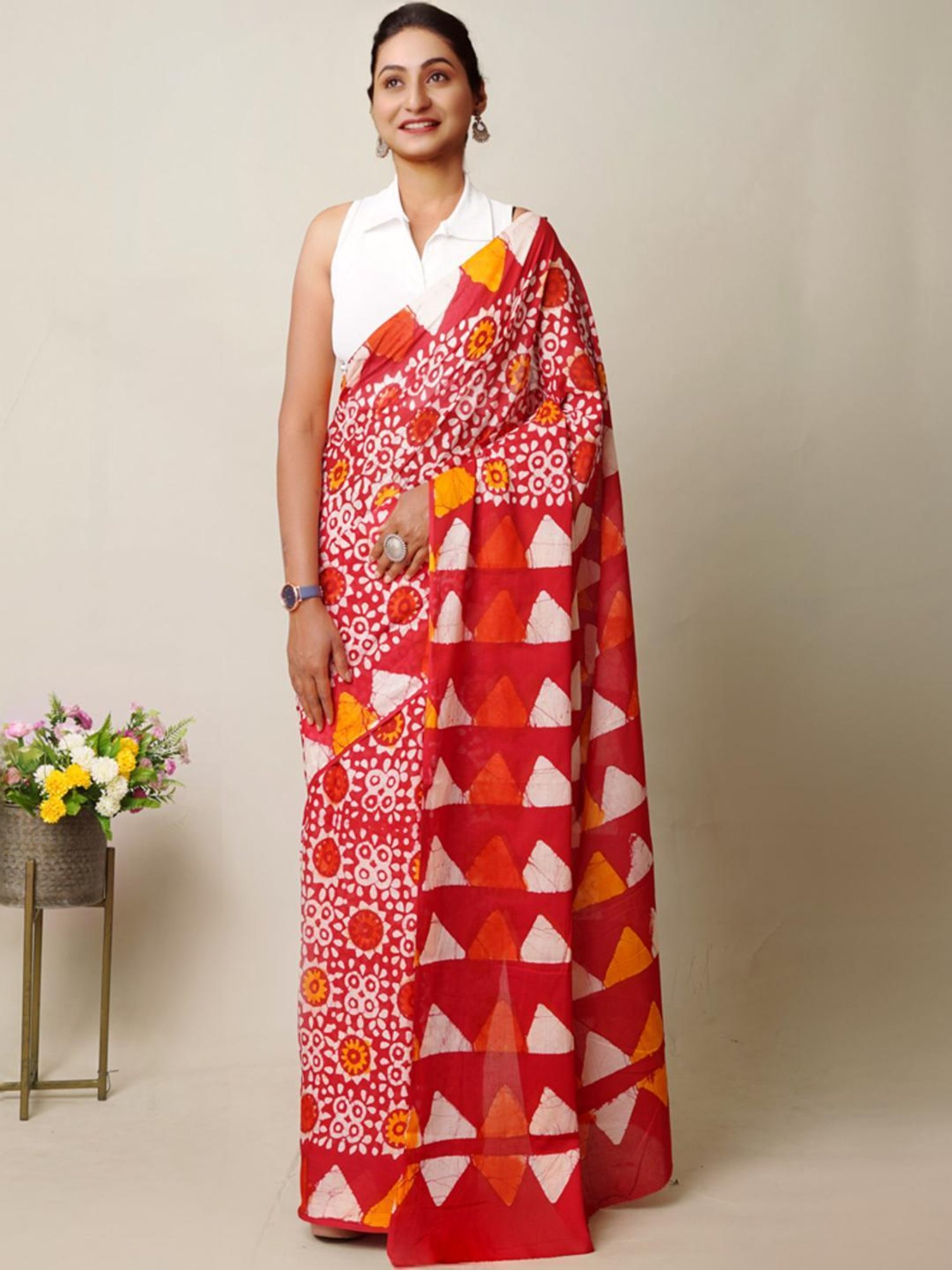 Unnati Silks Red Cotton Printed Saree With Unstitched Blouse