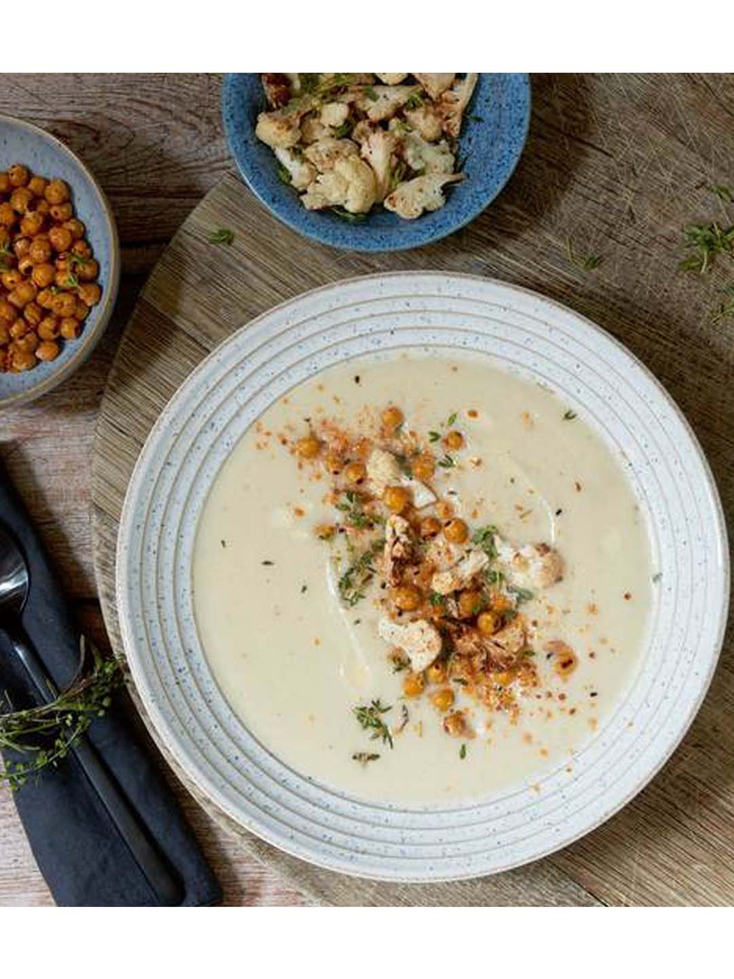 DENBY Studio Blue White Stoneware Chalk Medium Ridged Platter - Set of 1