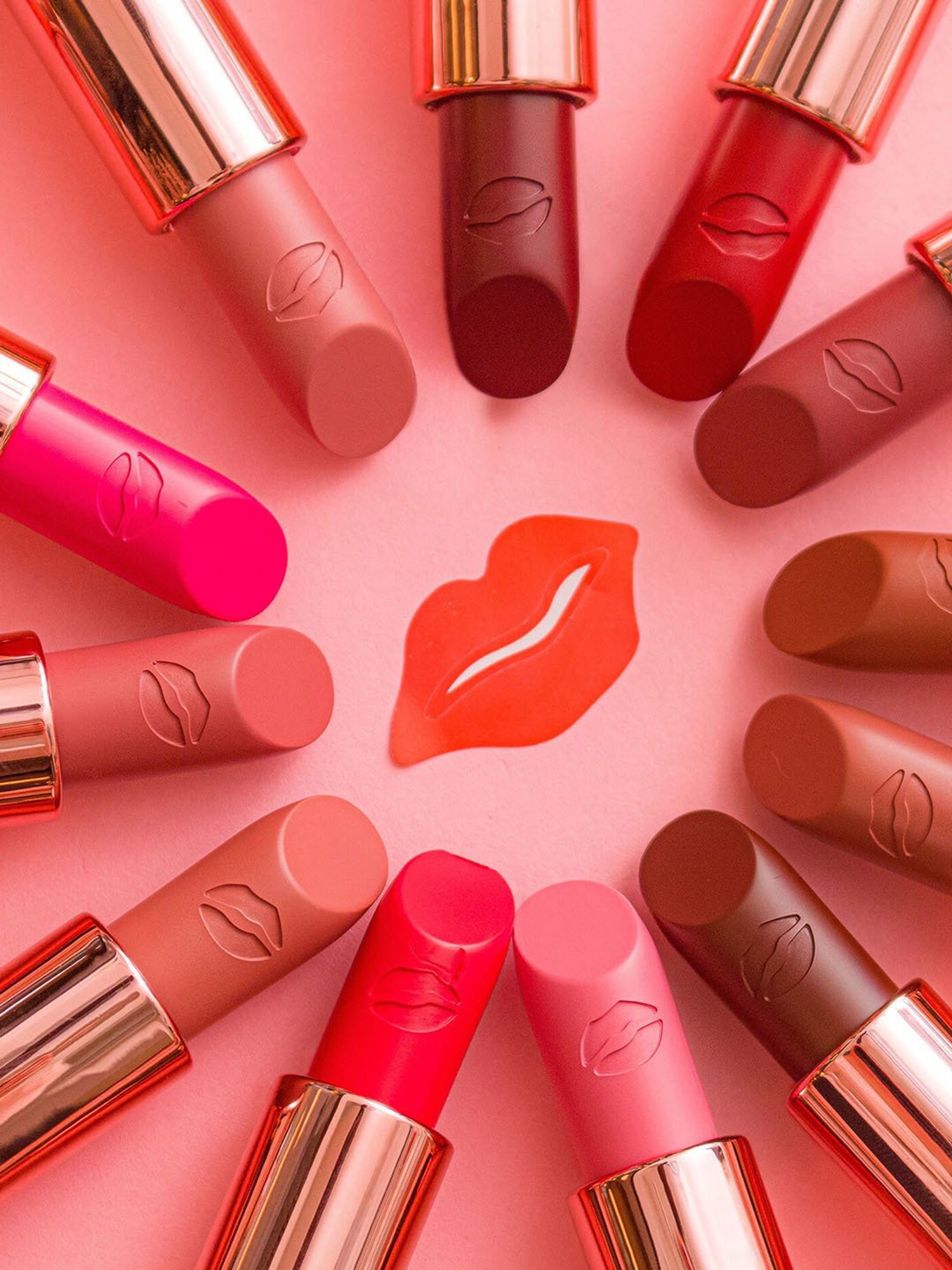 Makeup Revolution Satin Kiss Lipstick Icon - 3.5 gm