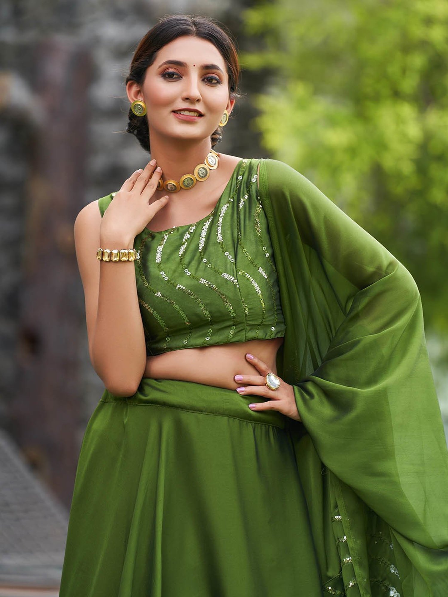 Warthy Ent Green Embroidered Lehenga Choli Set With Dupatta